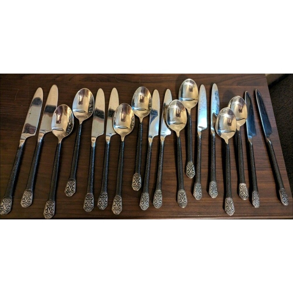 Gourmet Settings 18Pc Avalon Barcelona 18/10 Stainless Black Hammered Flatware